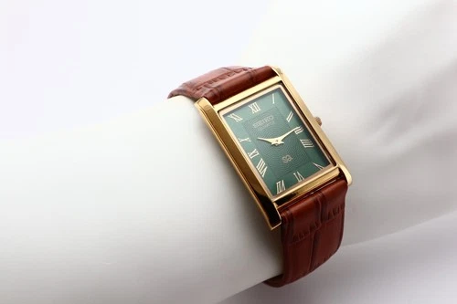 Vintage Seiko Slim Tank Quartz Men's Watch, Gentleman’s Choice - FREE SHIPPING