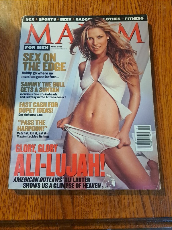 MAXIM MAGAZINE APRIL 2001 ALI LARTER