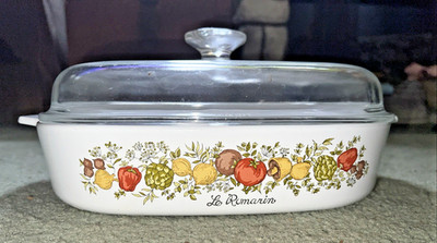 Vintage Corning Ware 10 x 10 x 2 White Casserole Spice of Life La Romarin W Lid