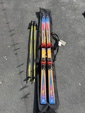 174cm Fischer Skis With Gipron Sticks & Salomon bindings plus Fischer carry bag