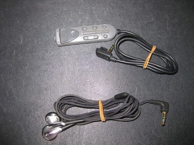 Original SONY RM-MZ3R + Kopfhörer MD-Walkman Remote & In-Ear Kopfhörer MD