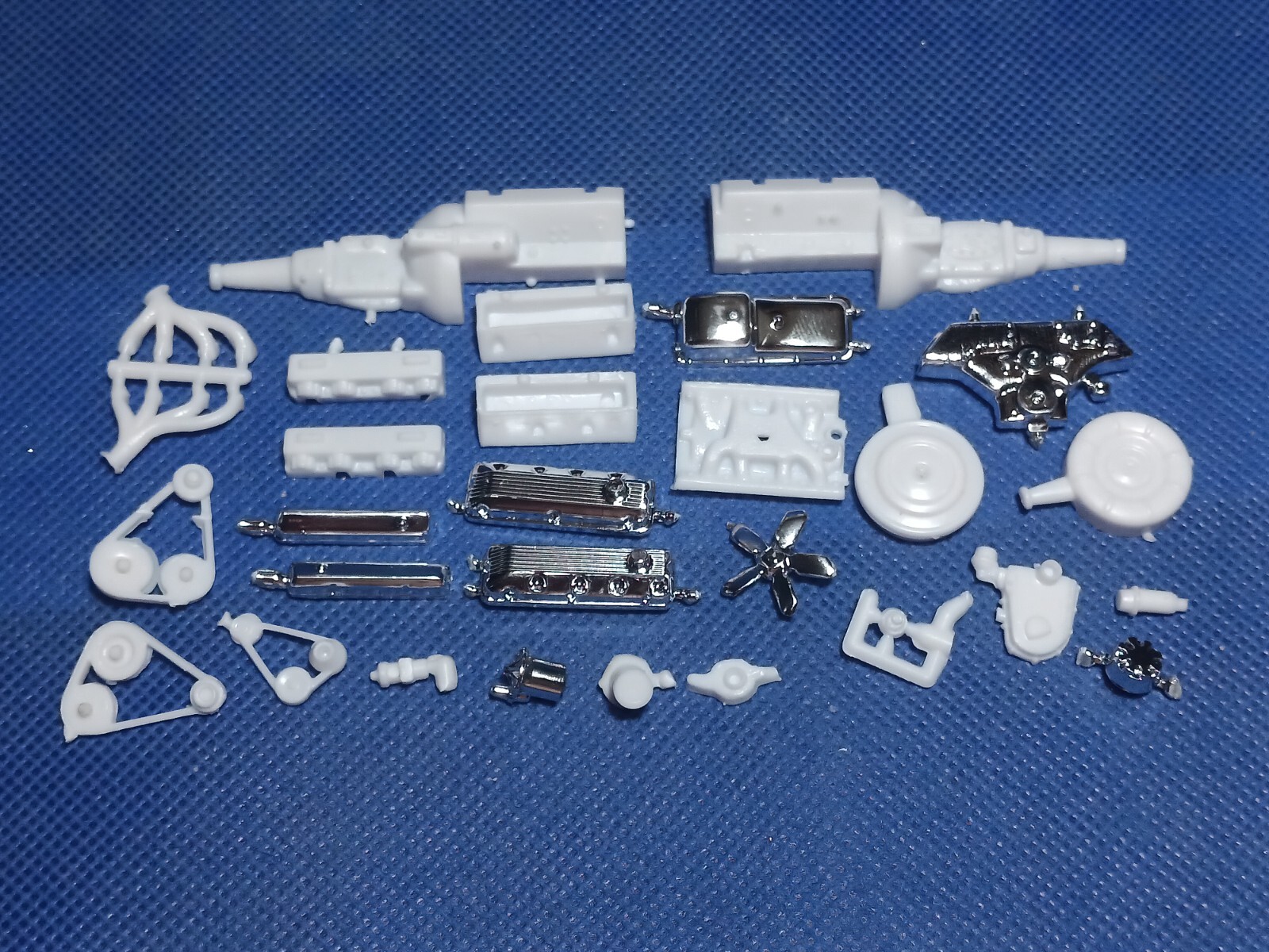 🌟 427 / 428 Engine 1969 Ford Galaxie 125 Scale 1000s Model Car Parts 4