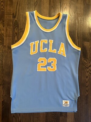 Vintage MacGregor Sand Knit #23 UCLA BRUINS Basketball Vintage MacGregor Sand Knit #23 UCLA BRUINS Basketball