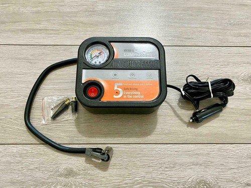 Portable 150, 220PSI Air Compressor 12V Multi-Purpose Pump Inflator LED Light UK - Picture 3 of 6