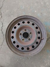 1x Stahlfelgen 6Jx15 ET40  5x114,3 Nissan Almera tino V10 09,00- 8415 