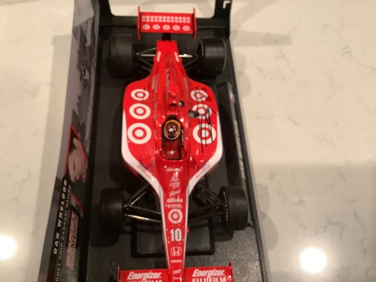 DAN WHELDON AUTOGRAPHED 2007 HONDA TARGET INDYCAR DIECAST