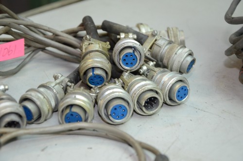 Amphenol AN3057-6 97-3057-1007-1-1639 6 Position 13.5" Connector Cable Assembly - Picture 3 of 4