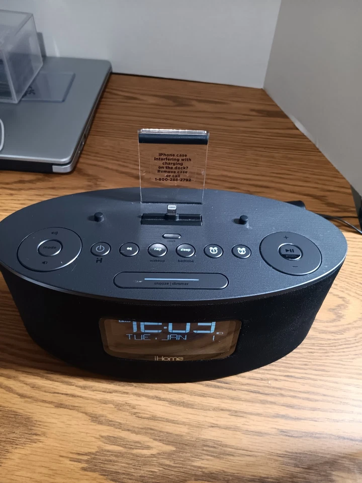 iHome Negro iP21 iPhone/iPod Carga Altavoz Base Reloj Despertador (probado/funciona) Foto 2 de 4