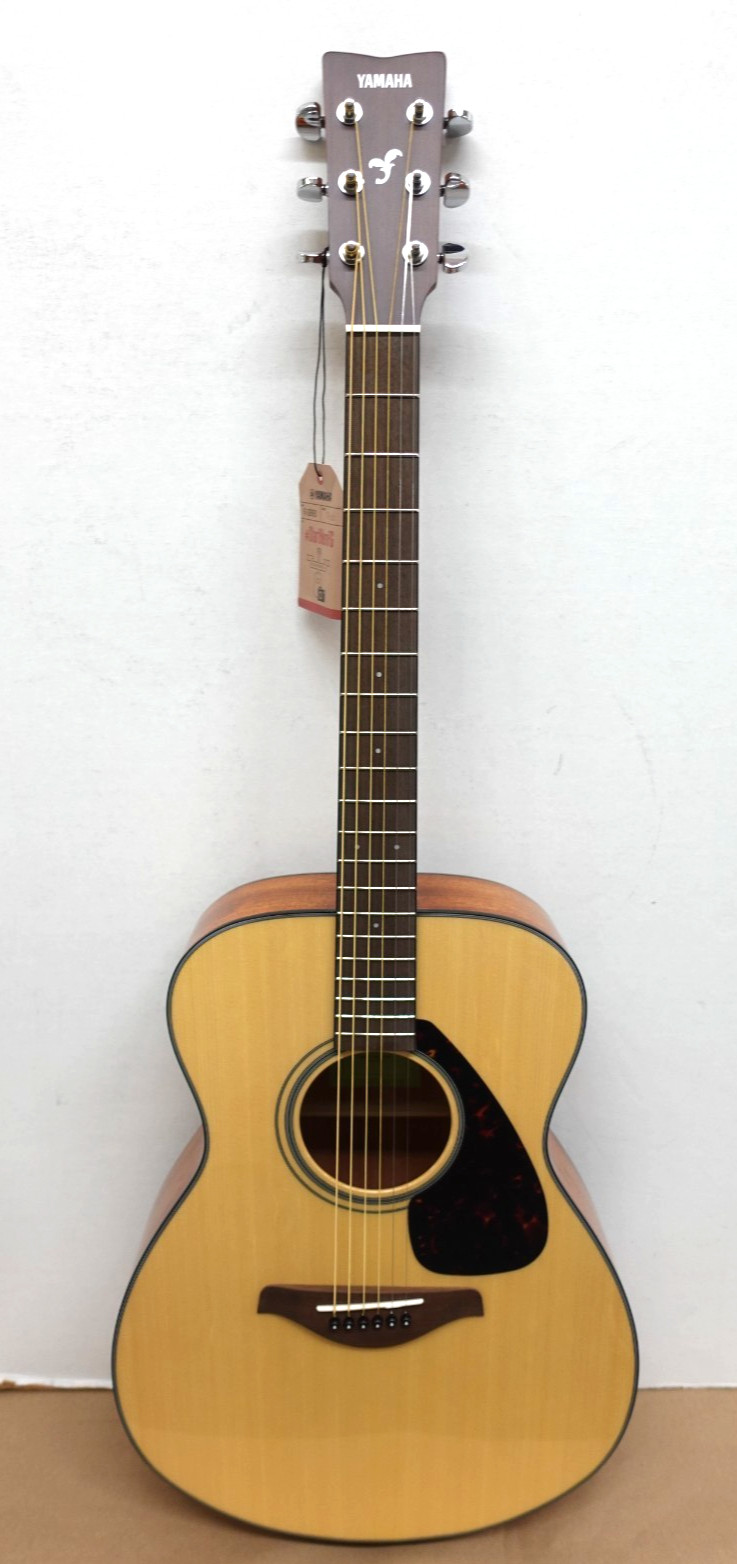 Yamaha FS800 Acoustic Guitar, Natural