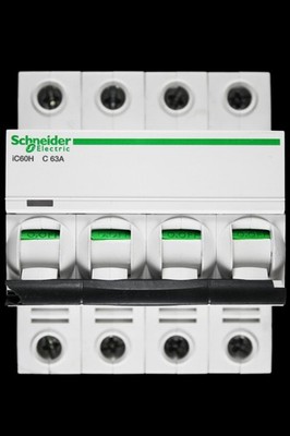 SCHNEIDER 63 AMP CURVE C 10kA VIERPOLIGER MCB SCHUTZSCHALTER IC60H A9F54463