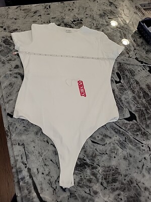 Pumiey White short  Sleeve Bodysuit Women s Size XL  NWT NICE!