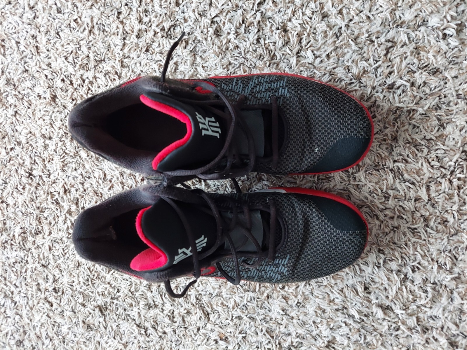 Size 11 - Nike Kyrie Flytrap 2 EP Bred - image 4