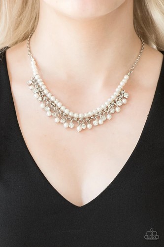 Paparazzi Jewelry Accessories - A Touch of CLASSY - White Necklace - Vintage - Picture 4 of 6