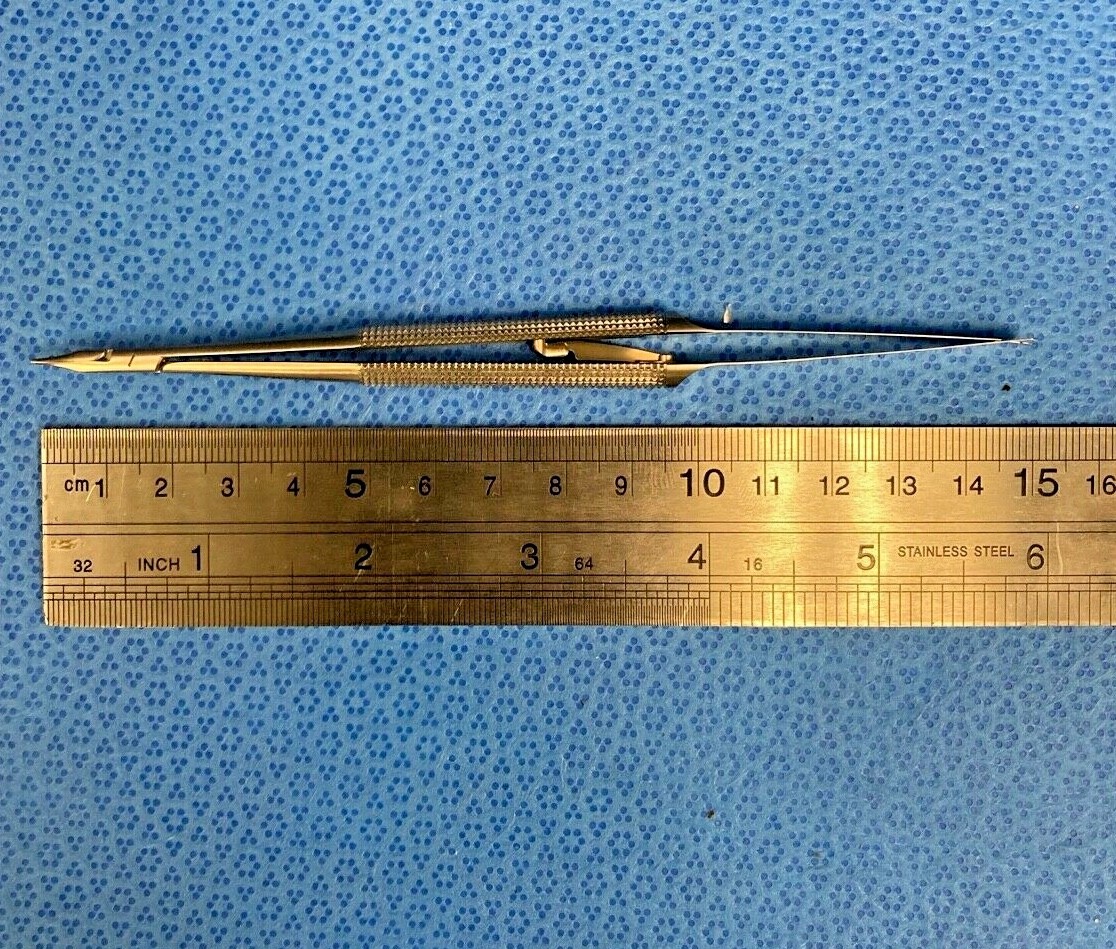 V. Mueller CH13006-1 Smooth Fine Jaw Round Handle Needle Holder 6