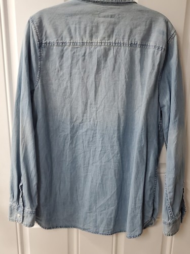 GAP Denim Blue Long Sleeve Button Down Womens Size Large Medium Wash Shirt - Picture 3 of 8