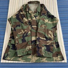 Vintage US Military Coat Mens LT Woodland Camo Combat BDU Field Army 90s