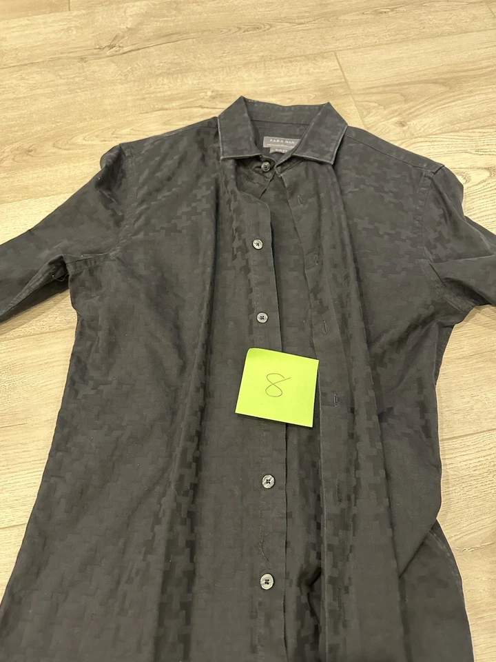 Camisa de vestir negra de Zara ajustada para hombre mediana Foto 3 de 4