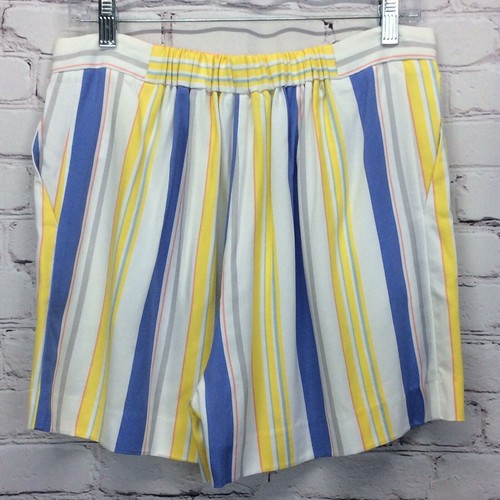 Madison Shorts Women's Size 8 Spring Vertical Stripes Lightweight Beachy Pockets - Picture 6 of 8