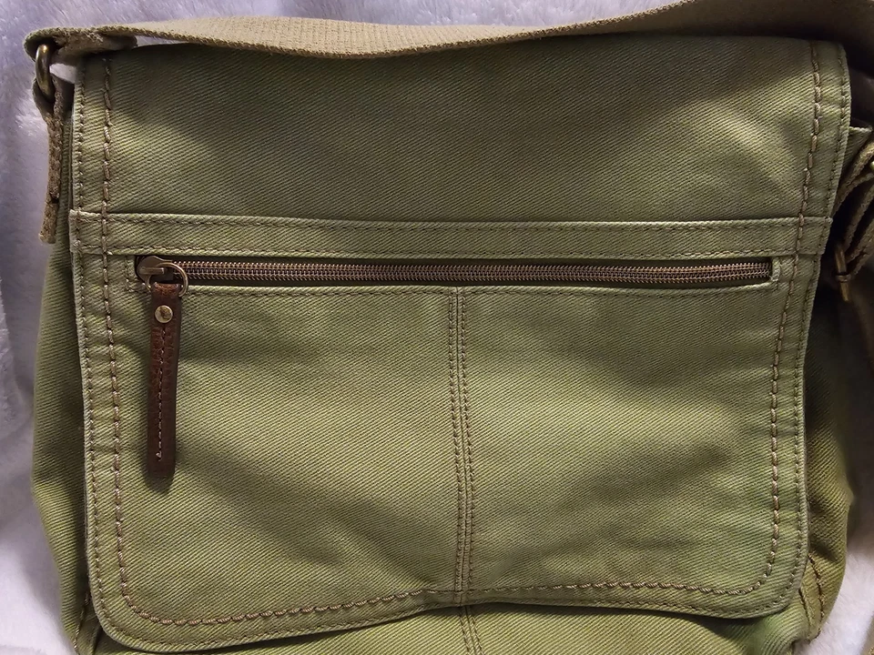 Vintage Relic Crossbody Canvas Bag - Army Green - Image 3 of 4