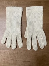 Vintage Small Elegant 1950-60  s IVORY Stretch Nylon Knit Ladies Gloves