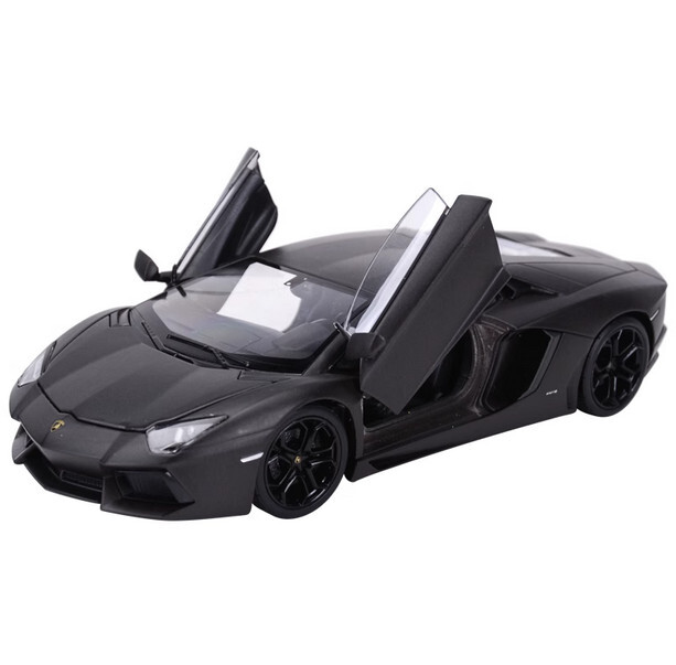 Welly 1:24 Lamborghini Aventador LP700-4 Diecast Model Racing Car Toy Black