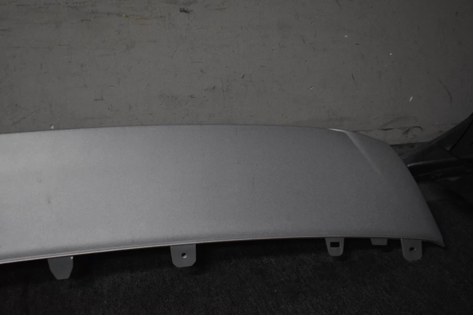 ALERÓN DELANTERO AUDI Q5 2021-2023 FÁBRICA OEM Foto 3 de 4