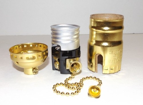 ON/OFF BRASS PLATED PULL CHAIN MEDIUM BASE E26 LAMP SOCKET NEW 30753J - Picture 2 of 5