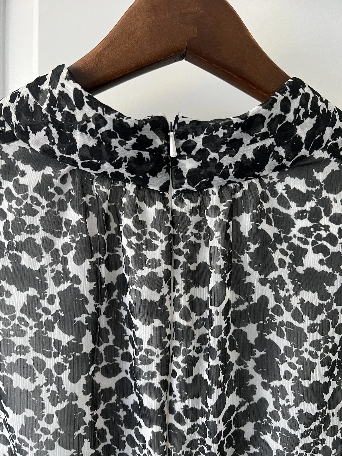 OFF WHITE Abito donna French Connection bianco e nero senza maniche TG 10 ZIP DIETRO US INtime OTTIMEioni