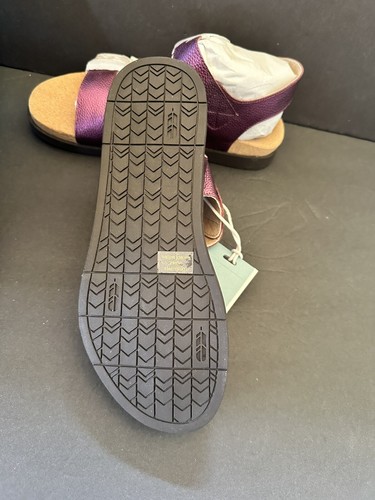 Revitalign Excursion Adjustable Comfort Sandal Purple Sugar Plum Metallic 9 New - Picture 6 of 12
