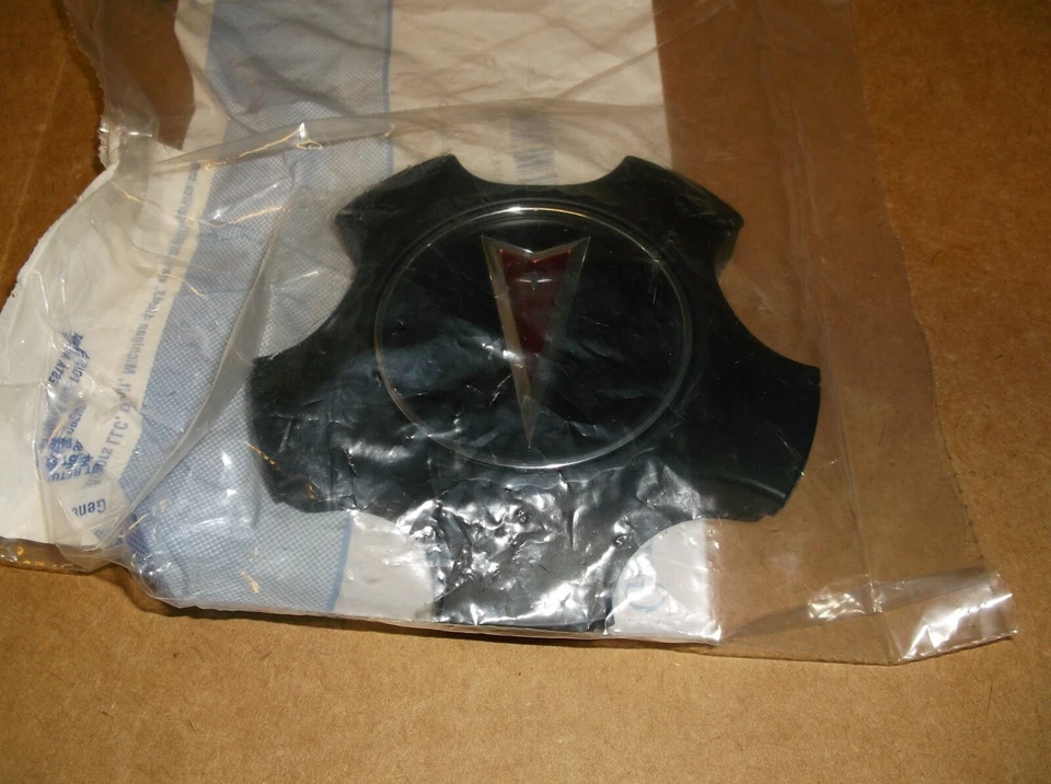 Tapa central de rueda Pontiac G8~92203235~2008-2009~genuino OEM GM~GT~GXP~Nuevo~  Foto 2 de 4