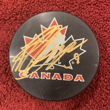 Brendan Morrow Signed Team Canada Puck Autograph NHL