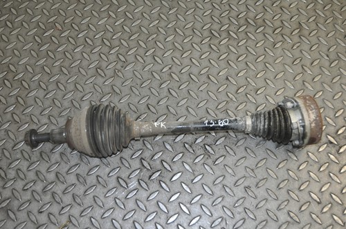 VW GOLF VII 5G 1.5 TSI 2017 RHD Antriebswelle vorne links 5Q0407271BB 11238814