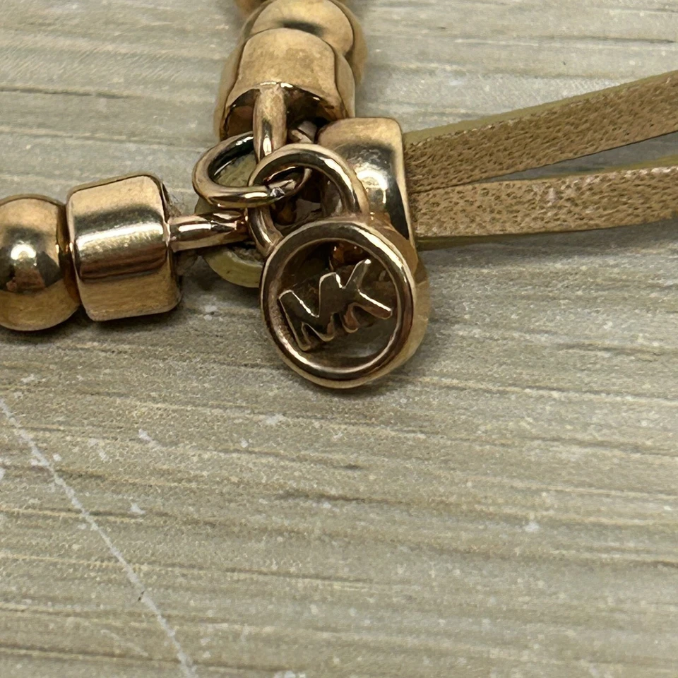 Pulsera Michael Kors Moda Tono Oro Rosa Placa Cuentas Foto 4 de 4