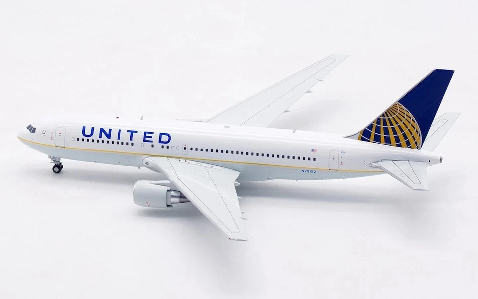 United Airlines / Boeing 767-200 / N73152 / IF762UA0525 / 1:200 - Image 2 of 4