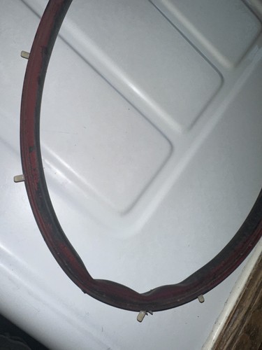 05-09 Mustang Hood to Cowl Rubber Weatherstrip Seal W/ Clips OEM - Bild 2 von 8