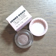 Jones Road JUST A SEC Bright Eyeshadow PEWTER 3.0g/0.10oz  metallic grey shimmer