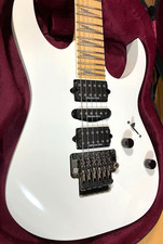 Ibanez Prestige RG2570MZ Chitarra Bianca H/S/H