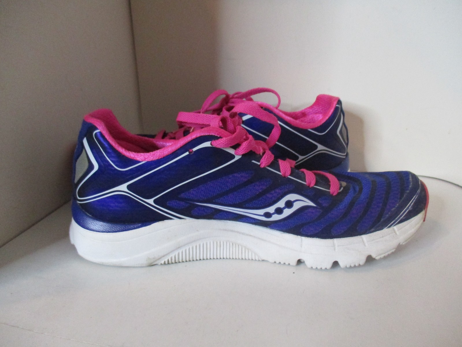 Size 10 - Saucony Kinvara 3 Purple Running Shoes thumbnail 3