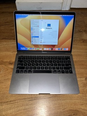 Apple MacBook Pro 2017 13in (128GB SSD, Intel Core i5, 2.30GHz, 8GB RAM)
