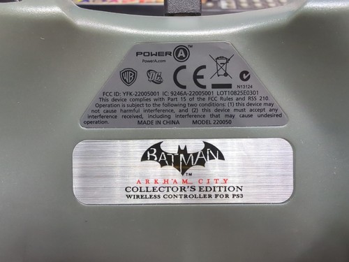 PlayStation 3 PS3 - APower Batman Arkham City Wireless Batarang Controller - Picture 3 of 4