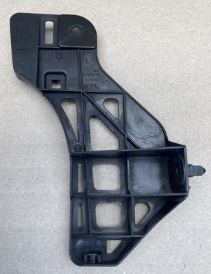 10-15 LEXUS IS250C IS350C CONVERTIBLE REAR LEFT BUMPER COVER SUPPORT 52156-53030