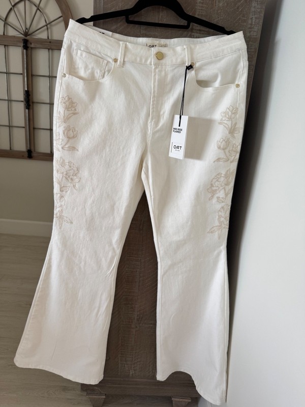 OAT New York, Wide Leg Mid Rise Jeans Womens 12/31 Embroidered NWT