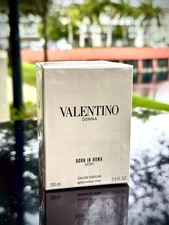 Valentino  Born In Roma Donna Rendez-Vous Ivory Eau de Parfum (sealed)
