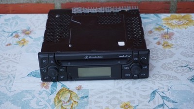 Original Mercedes Audio 10 CD MF2910 Autoradio Werkradio 1-DIN Radio mit Code