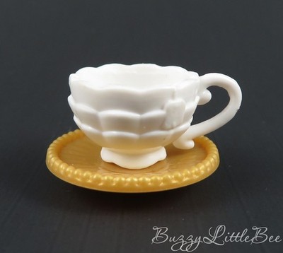 Ever After High Madeline Hatter Hat-tastic Tea Party White Tea Cup with Saucer