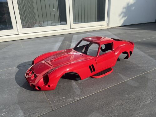 Ferrari 250 GTO  1/5 scale  Metal Car Body Sculpture Handmade Masterpiece - Foto 1 di 16