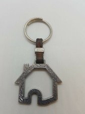 RETRO TOUS HOUSE SHAPED PENDANT/KEYRING REF#3...
