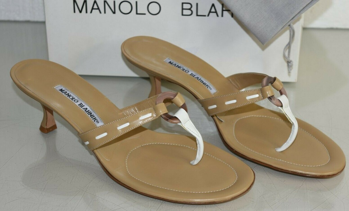 MANOLO BLAHNIK キャメル ミュール NEW Manolo Blahnik CREZA Slide Kitten Heels Thong Sandals Camel
