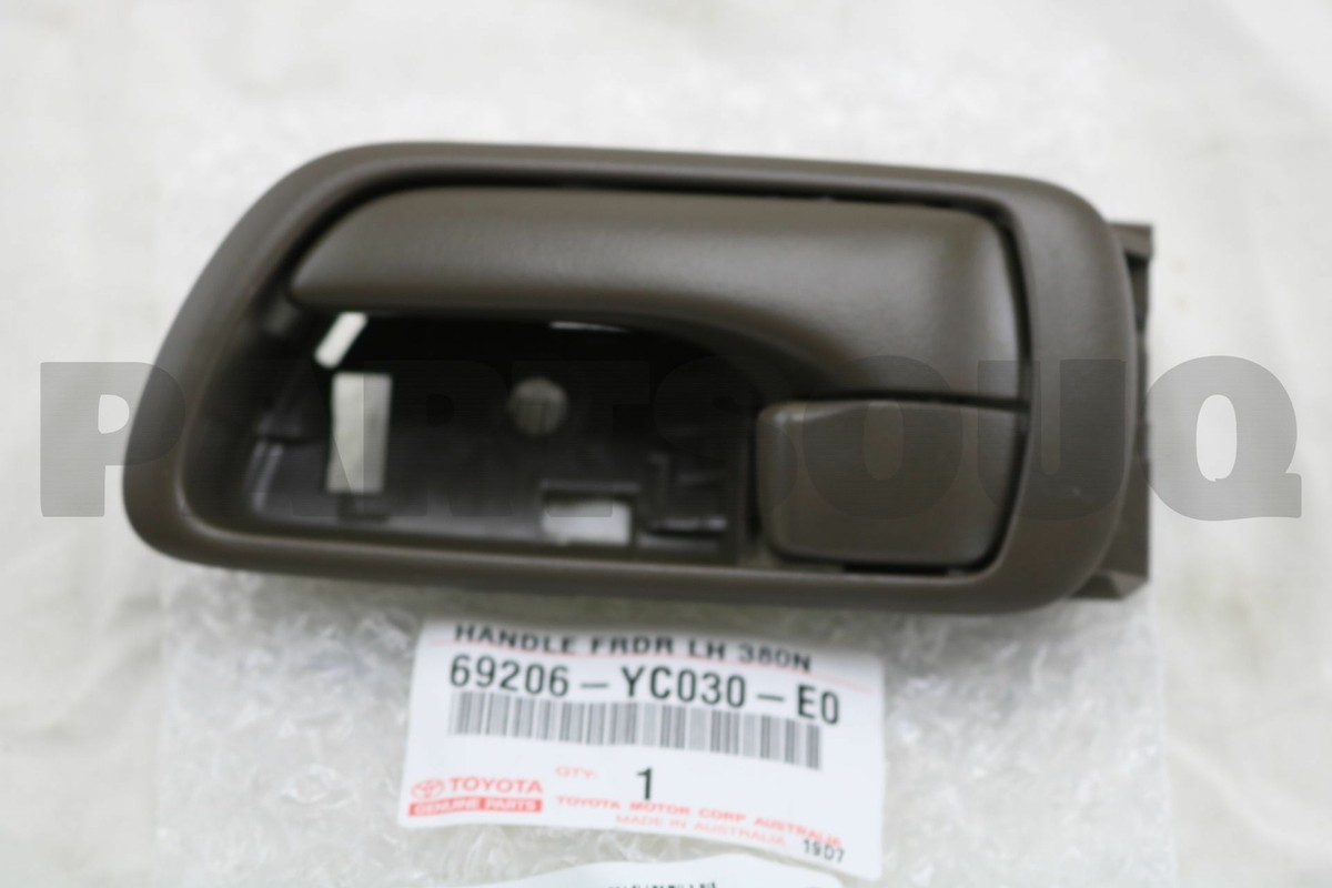 ちょび 69206YC030E0 Genuine Toyota HANDLE SUB-ASSY, FRONT DOOR INSIDE, LH