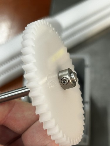QTY 1 INGRANAGGIO SPERONATO DELRIN 16 PASSO 48 DENTI FORO 1/4” .265” FACCIA 20 GRADI P.A. - Foto 13 di 16